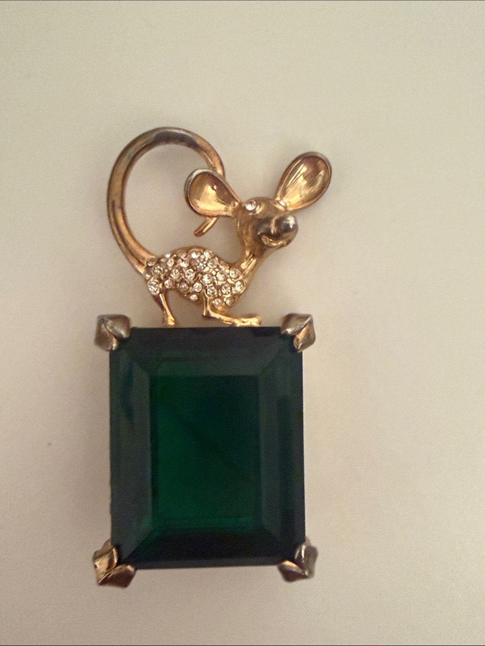 Vintage-Kenneth Jay Lane Gold-Tone Mouse Brooch with Deep Green Stone
